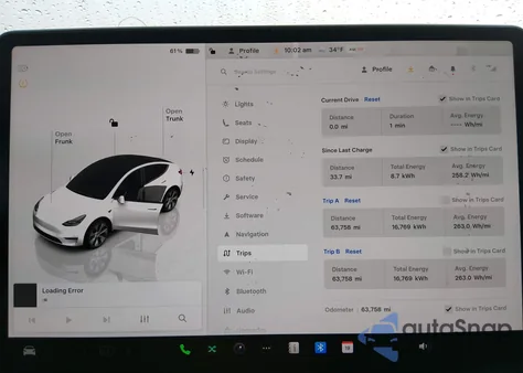 2023 Tesla Model Y Awd/Long Range Dual Motor All-Wheel Drive z USA, uszkodzony, nr VIN 7SAYGDEE9PF898056